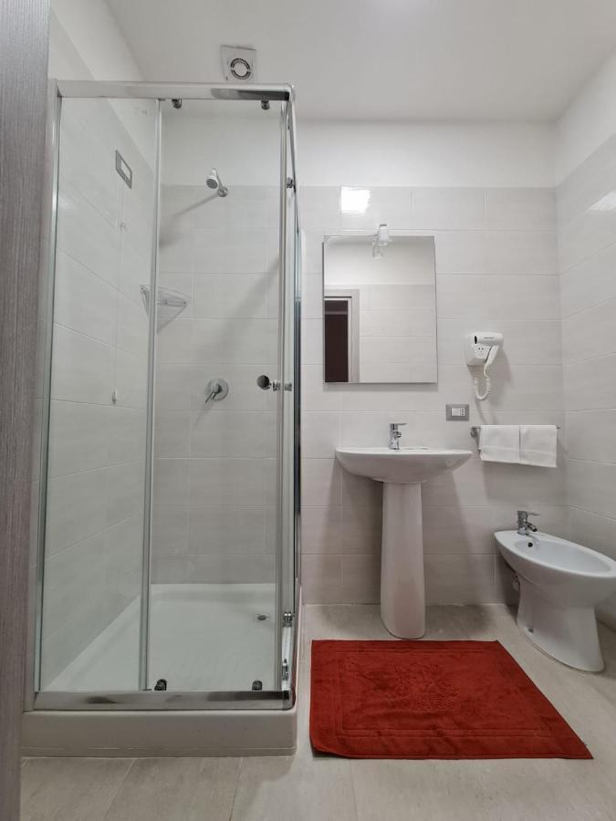 Hotel City 20 米兰 外观 照片