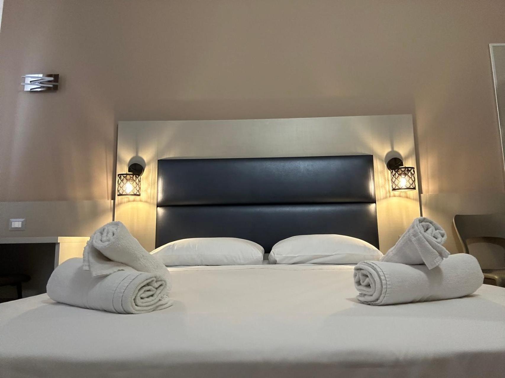 Hotel City 20 米兰 外观 照片